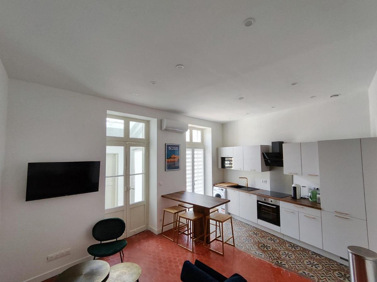 Bright And Modern 3-Bedroom Apartment, 90M2 With Air Condition, In Безие Екстериор снимка