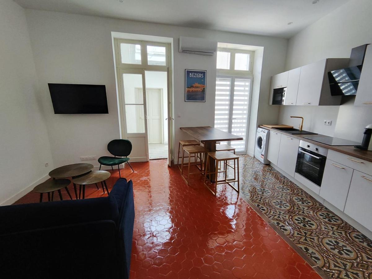 Bright And Modern 3-Bedroom Apartment, 90M2 With Air Condition, In Безие Екстериор снимка