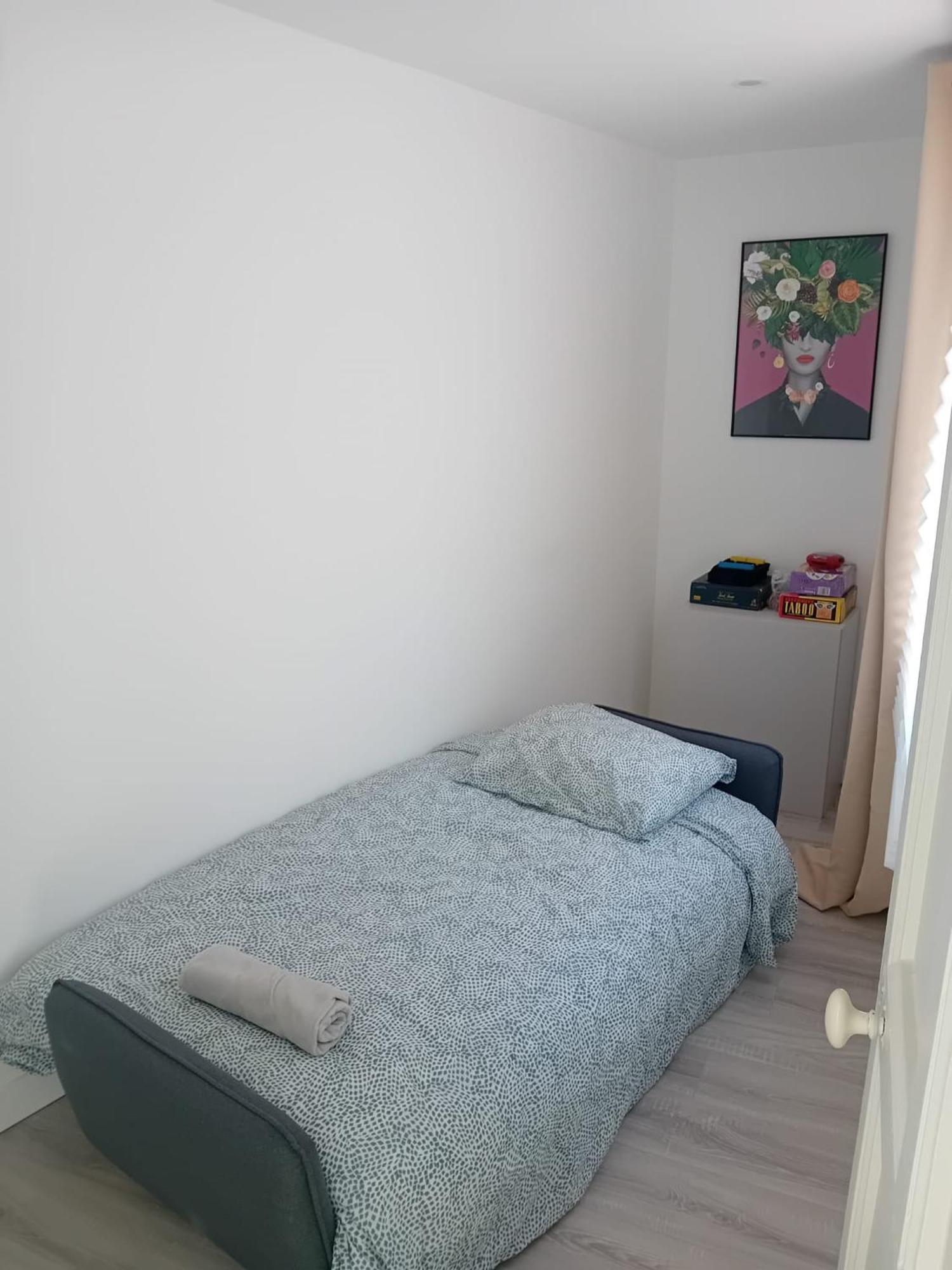 Bright And Modern 3-Bedroom Apartment, 90M2 With Air Condition, In Безие Екстериор снимка